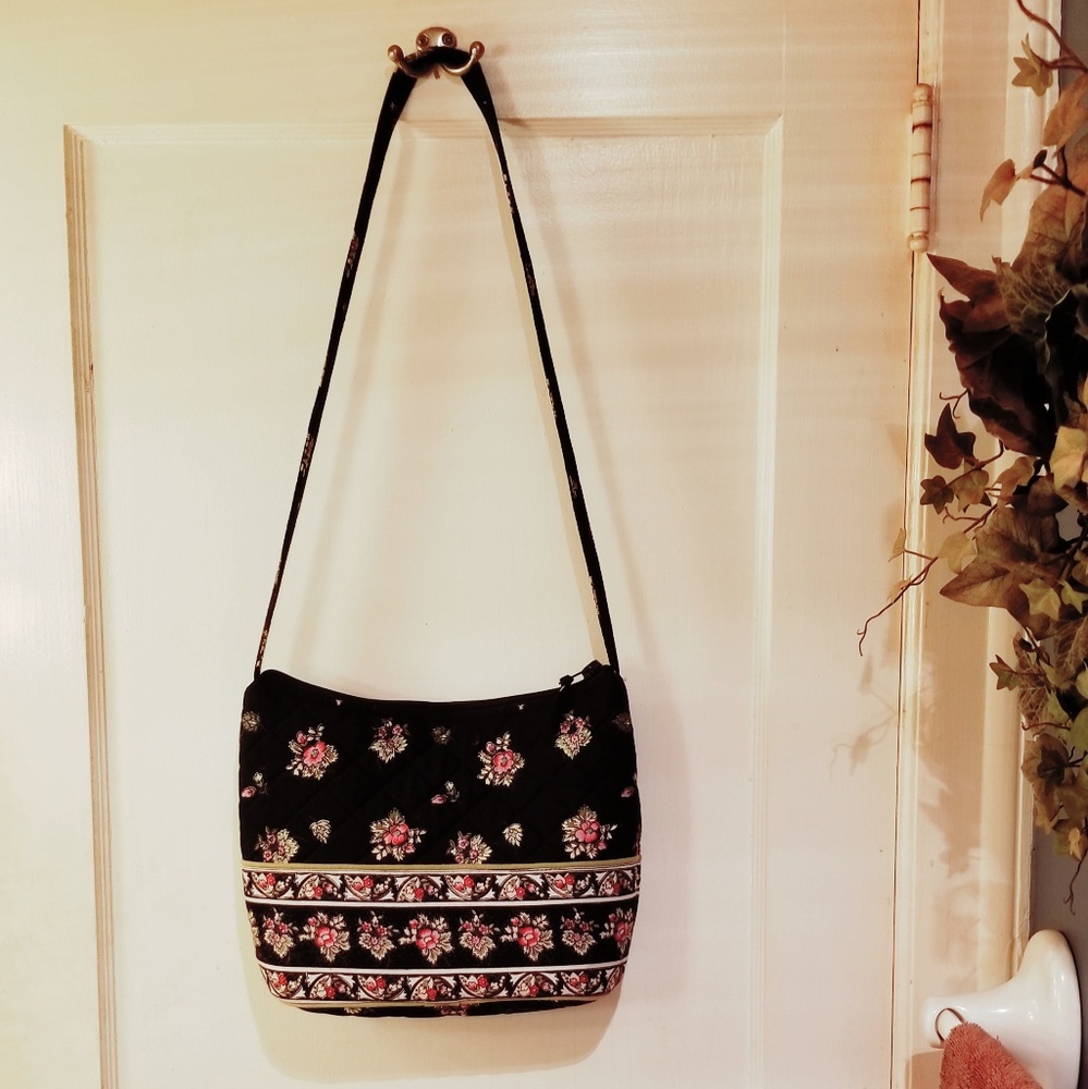 Black cotton quilted bag with pink floral print
